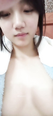 鄰家學妹和線上男友視頻，美乳嫩穴白虎自慰 (6)